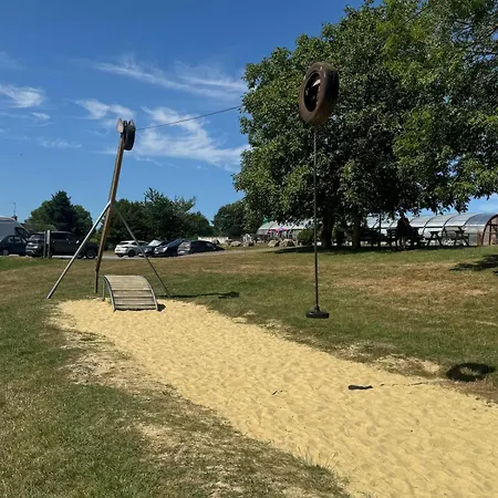 بيت للعطل Mobile A Travers La Foret, Domaine De Litteau